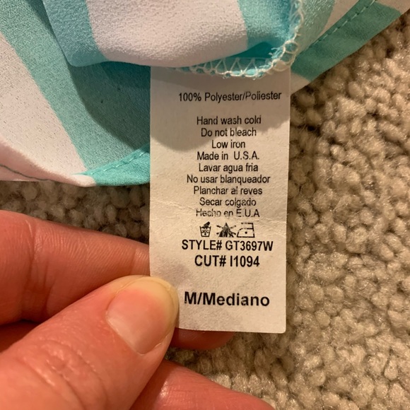 Mint colored razor back tank top - Picture 5 of 9